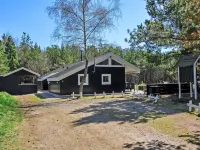 "Jensen" - 700m to the Fjord Hotels in Oksbol