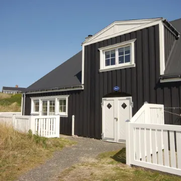 "Eleonore" - 100m from the Sea