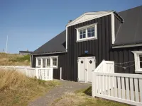 "Eleonore" - 100m from the Sea Hotels in Sondervig