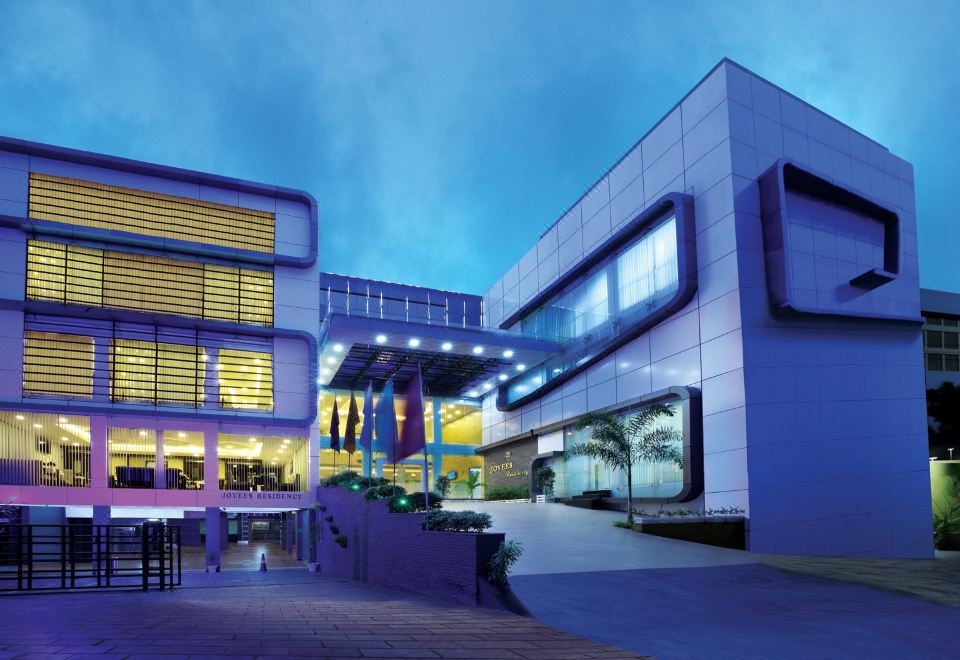 hotel overview picture