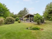 "Farthin" - 800m from the Sea