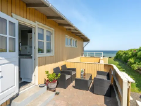 "Hwitserk" - 5m from the Sea