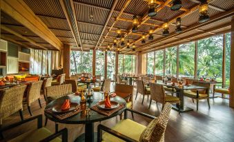 Renaissance Phuket Resort & Spa