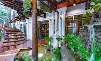 Vulcano Hotel at Nimman