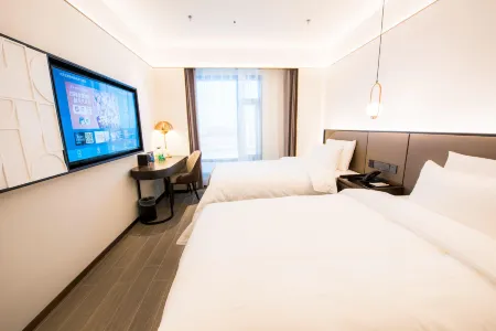 Yitel (Beijing TiananmenWangfujing Subway Station) Отели рядом с достопримечательностью «The Buddhist Academy of China»