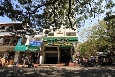 龐迪謝里酒店 酒店