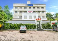 Fabhotel Nandanvan