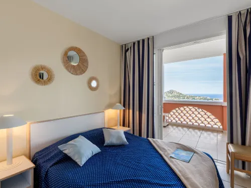 Les Bastides (I4143) - 2-Star