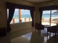 Villa Mila Tepi Pantai Type A Hotel a Cisolok