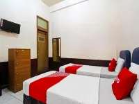 Oyo 91354 Hotel Mutiara Hotels in Padang Bulan Selayang I