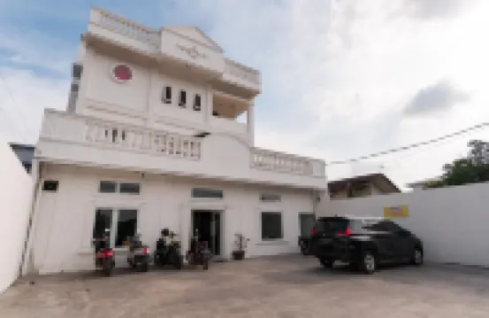 RedDoorz near UISU teladan Medan のホテル