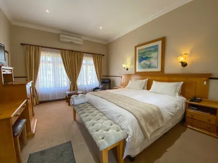 坦伯利精品酒店