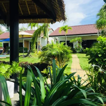 Cabagnow Seaside Resort