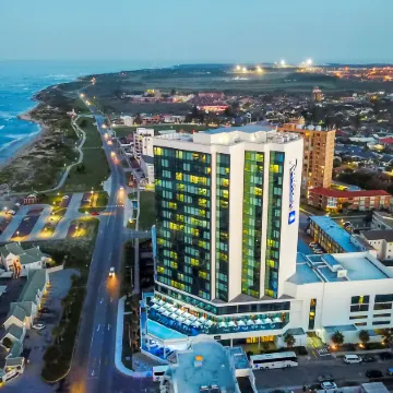 Radisson Blu Hotel, Port Elizabeth Отели рядом с достопримечательностью «Саммерстранд»