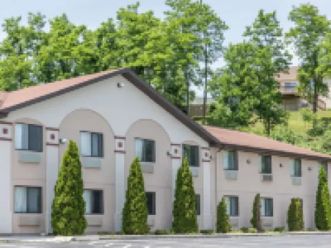 Super 8 by Wyndham Thurmont Hotels in Frederick County