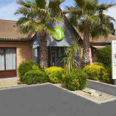 Campanile Beziers Hotel Exterior