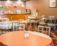 Quality Inn & Suites Next to the Casino - petit déjeuner