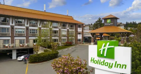 Holiday Inn Victoria – Elk Lake Отели рядом с достопримечательностью «Continuing Studies at UVic»
