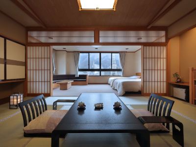 和洋式リバービュールーム(浴室) 静寂とまごころの宿　七重八重の写真