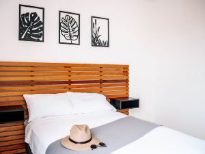 Playa del Carmen condo by VH