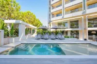 Divani Escape Hotels in Vouliagmeni