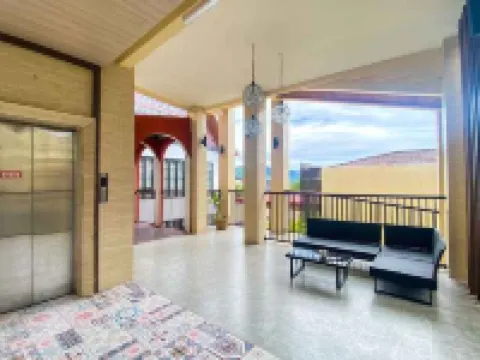 Grand Gallery Hotel Bukittinggi ブキティンギのホテル