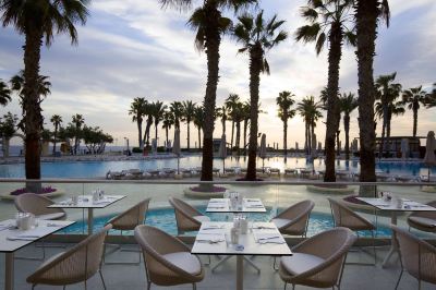 レストラン ヒルトン・マルタ・ホテルの写真