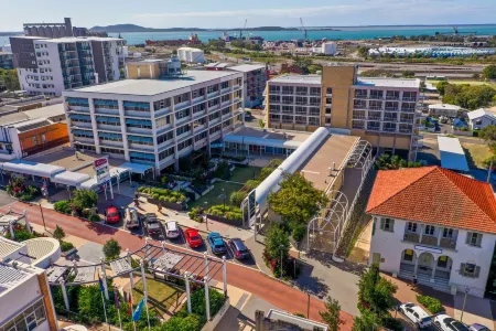 The Gladstone Central Hotel