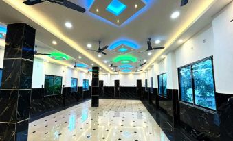 Hotel Diamond Inn