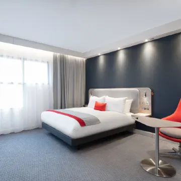 Holiday Inn Express BIRMINGHAM - CITY CENTRE by IHG Отели рядом с достопримечательностью «Железнодорожный вокзал Уиттона»