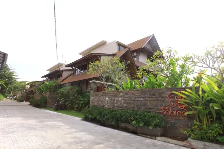 Puri Sabina Bed & Breakfast