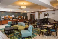 Wyndham Garden Erie Hotels in Summit Township
