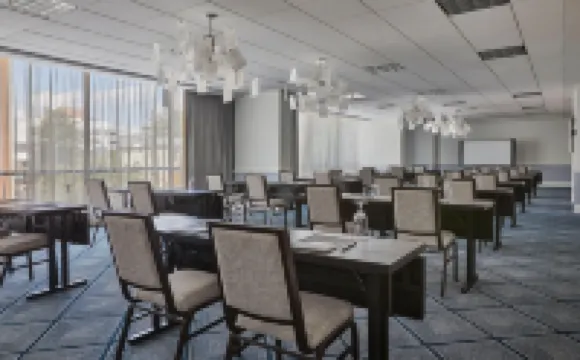 Graduate by Hilton Richmond