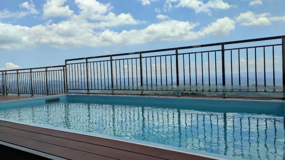 Misty Mountain Resort