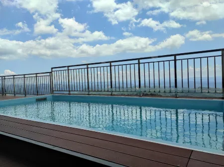 Misty Mountain Resort