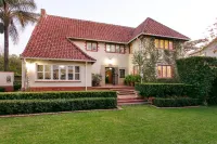 Brooklyn Manor Hotels near Russian Embassy