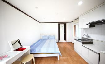 Taean Solmoe Maeul Pension