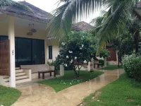 Villa Phra Chan Resort Hotel di Tha Mai