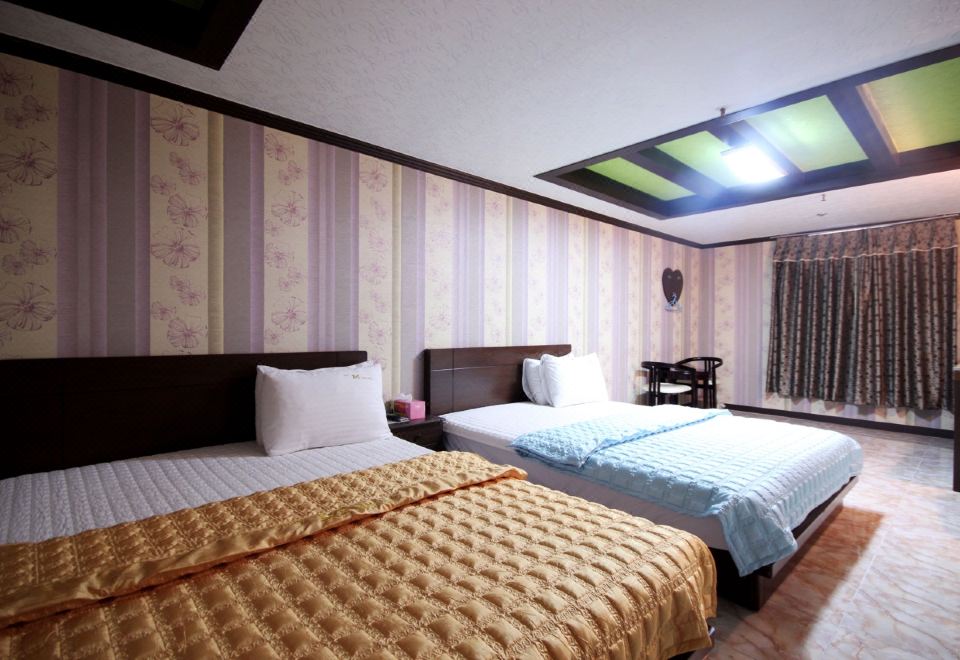 1. 김해 장유 폴리..