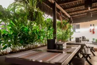 Apart Hotel Serantes فنادق في ناتال