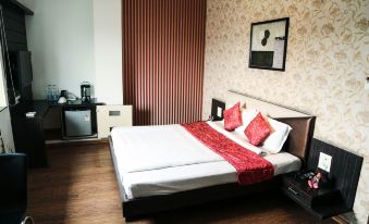 Hotel Pink Pearl - Housity