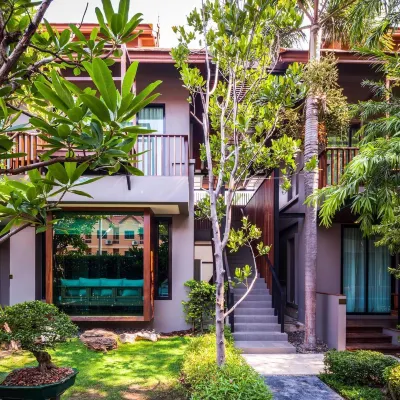 Banlansuan Resort Các khách sạn gần สวนอูฐ ชะอำ