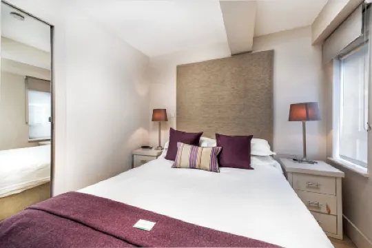 Nell Gwynn House - Rooms