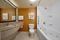 Fairfield Inn & Suites Toronto Airport Các khách sạn ở Mississauga
