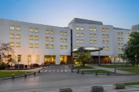 Vienna House Easy by Wyndham Cracow - Layanan Antar-Jemput