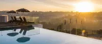 Onomo Hotel Durban - Pools