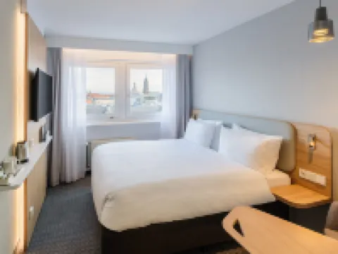 โรงแรม ฮอลิเดย์ อินน์ เอ็กซ์เพรส เดรสเดิน เซนทรุม บาย IHG โรงแรมในเดรสเดิน