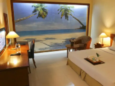 Makassar Golden Hotel - balcony