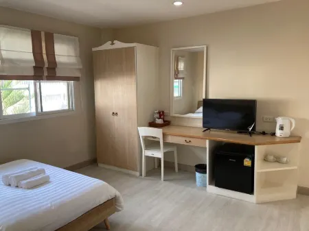 Baan Sri Bearing Отели рядом с достопримечательностью «Крокодиловая ферма Самутпракан»