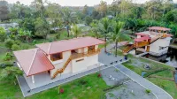 Hotel Magic Paradise Hotels in Nueva Loja
